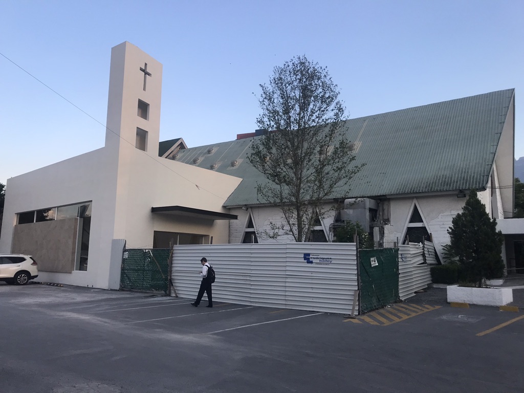 A615F5AD-28E2-4B23-B4A7-6A78023AA264_1_105_c